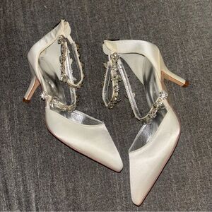 White Satin Wedding Heels With Rhinestone Straps Women’s Sz 9 Pointed Toe